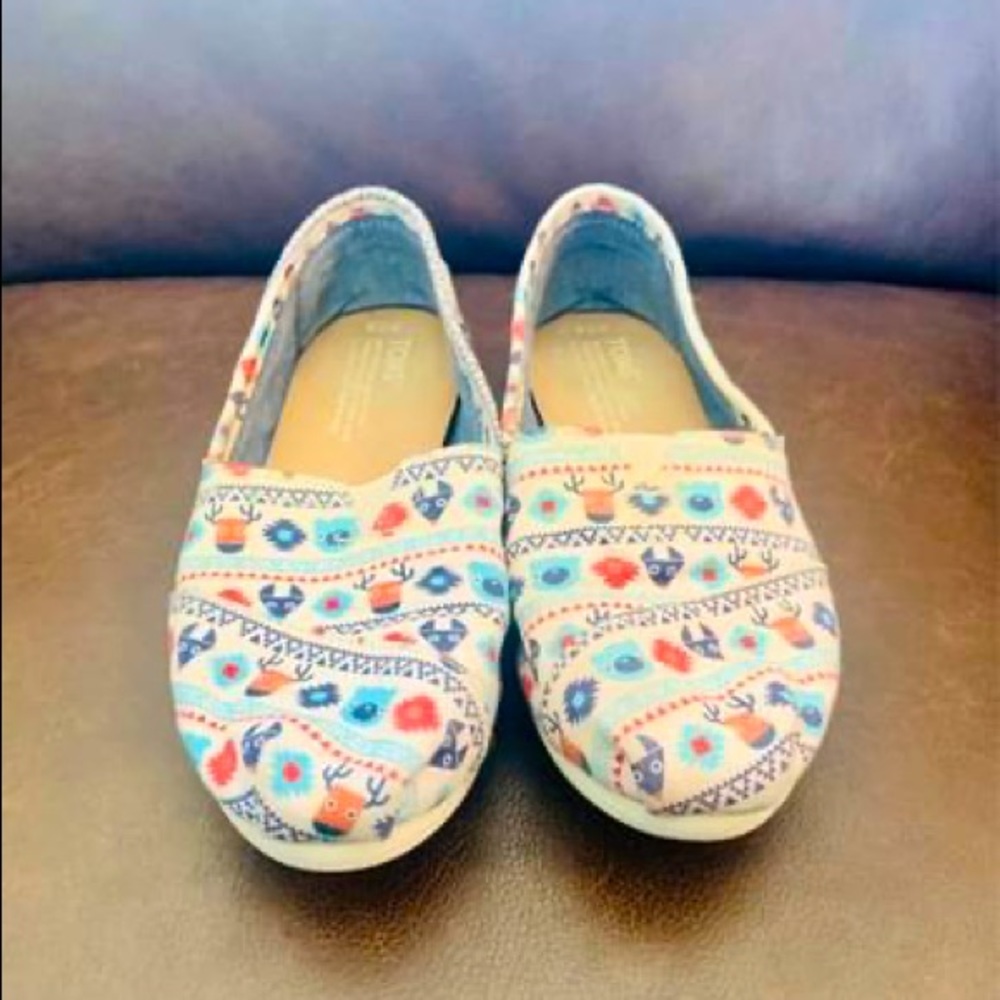 TOMS Holiday Women’s Shoes Limited Edition